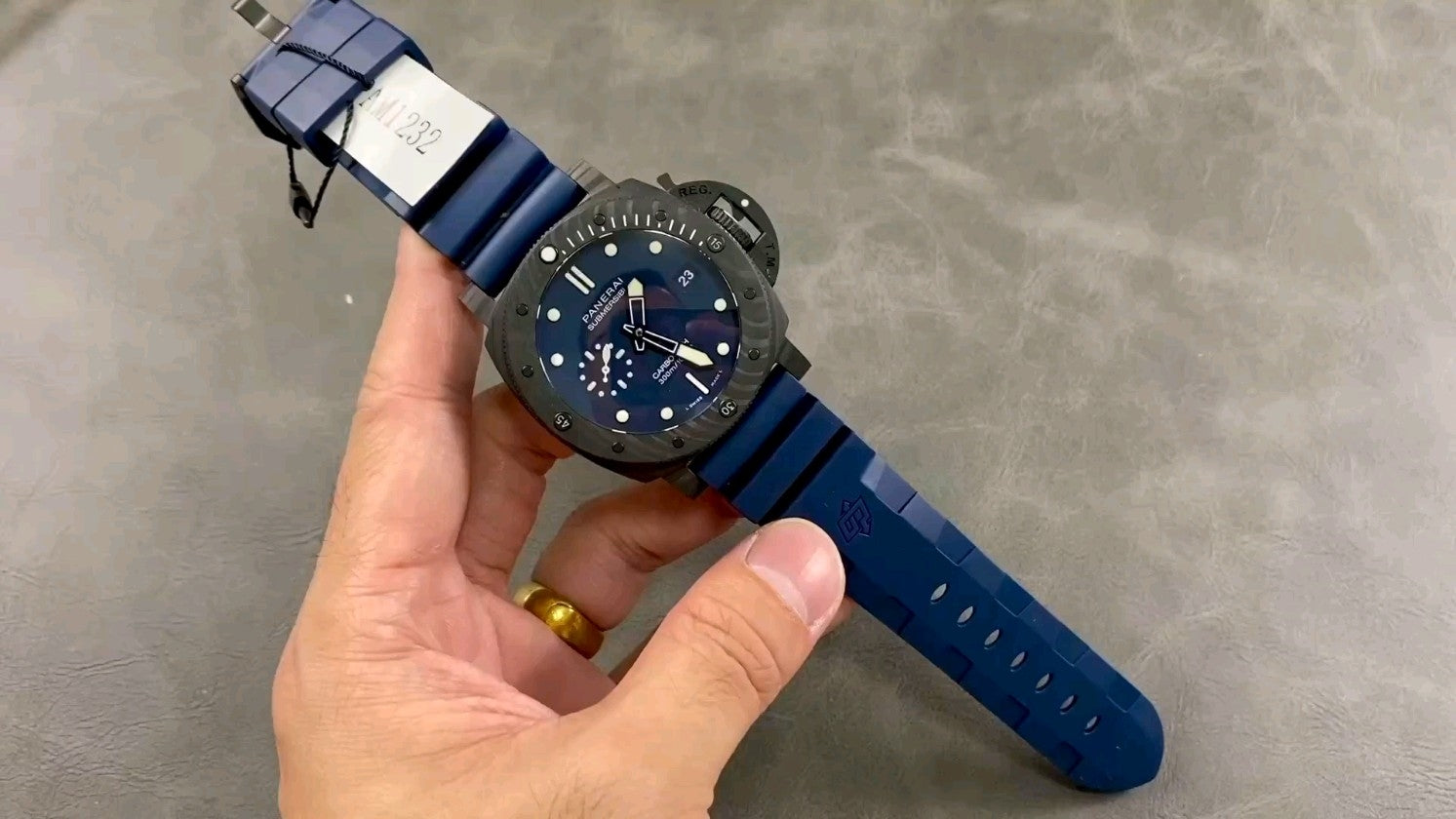 Panerai Submersible Carbotech