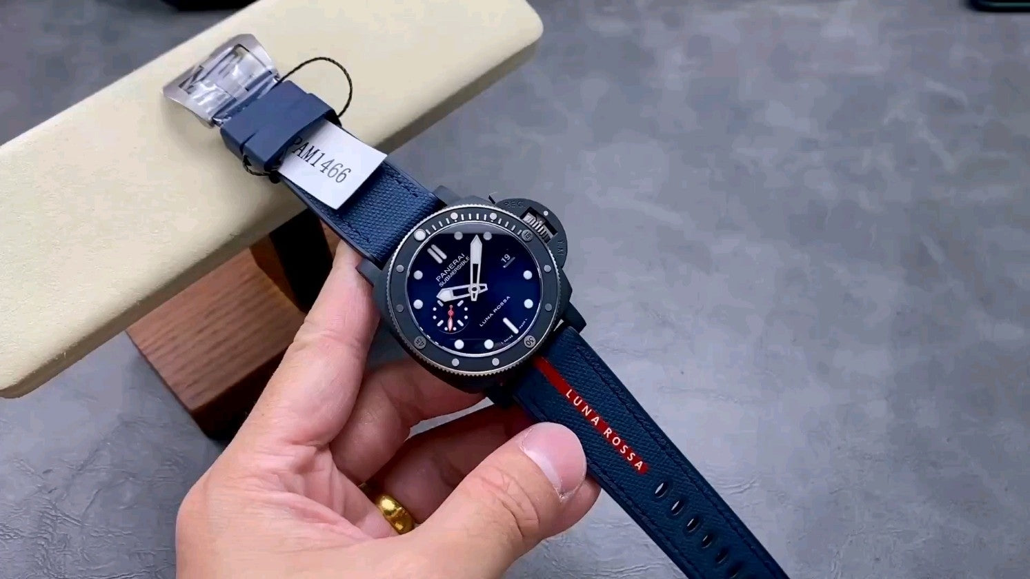 Panerai Submersible Luna Rossa