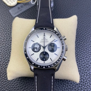 Speedmaster "Snoopy Award" | Acero Esfera Blanca