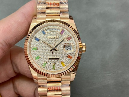 Day-Date 36 | Oro Rosa Esfera Pavé con Zafiros de Colores